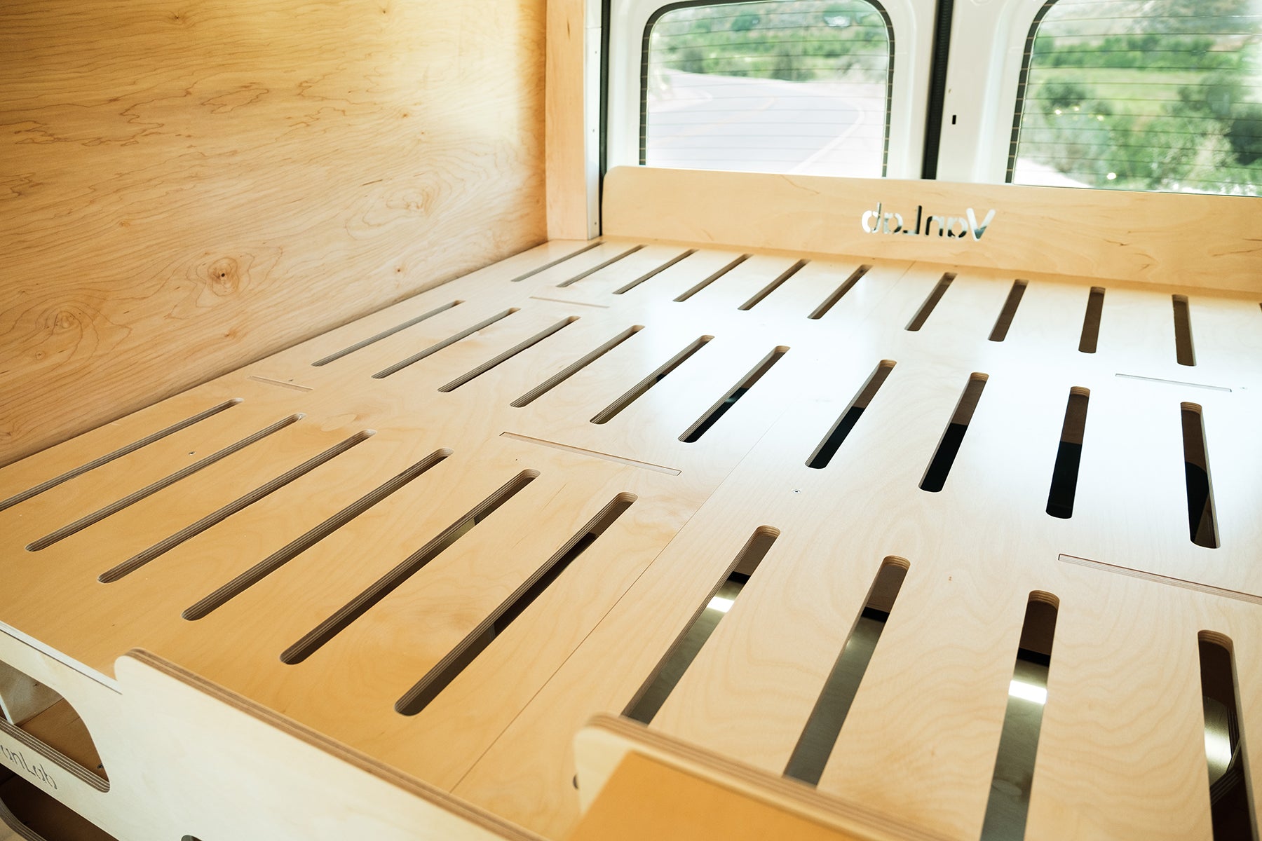 Mercedes Sprinter 144"
