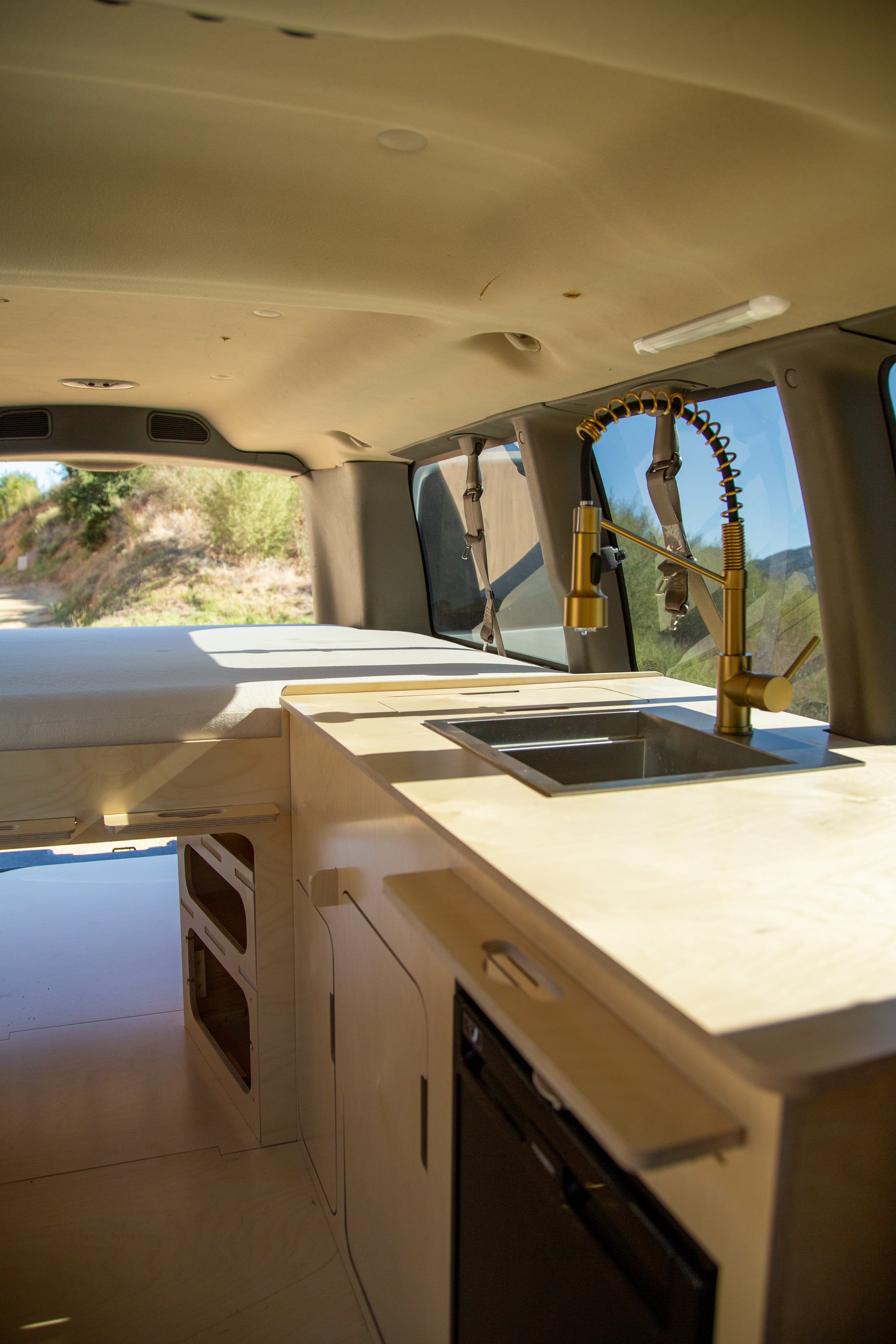 Chevy Express SWB / GMC Savana 135”