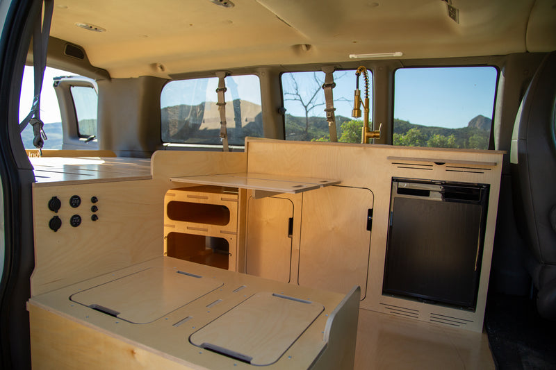 Explorer Conversion Van Chevrolet Express Passager 2022 Chevrolet