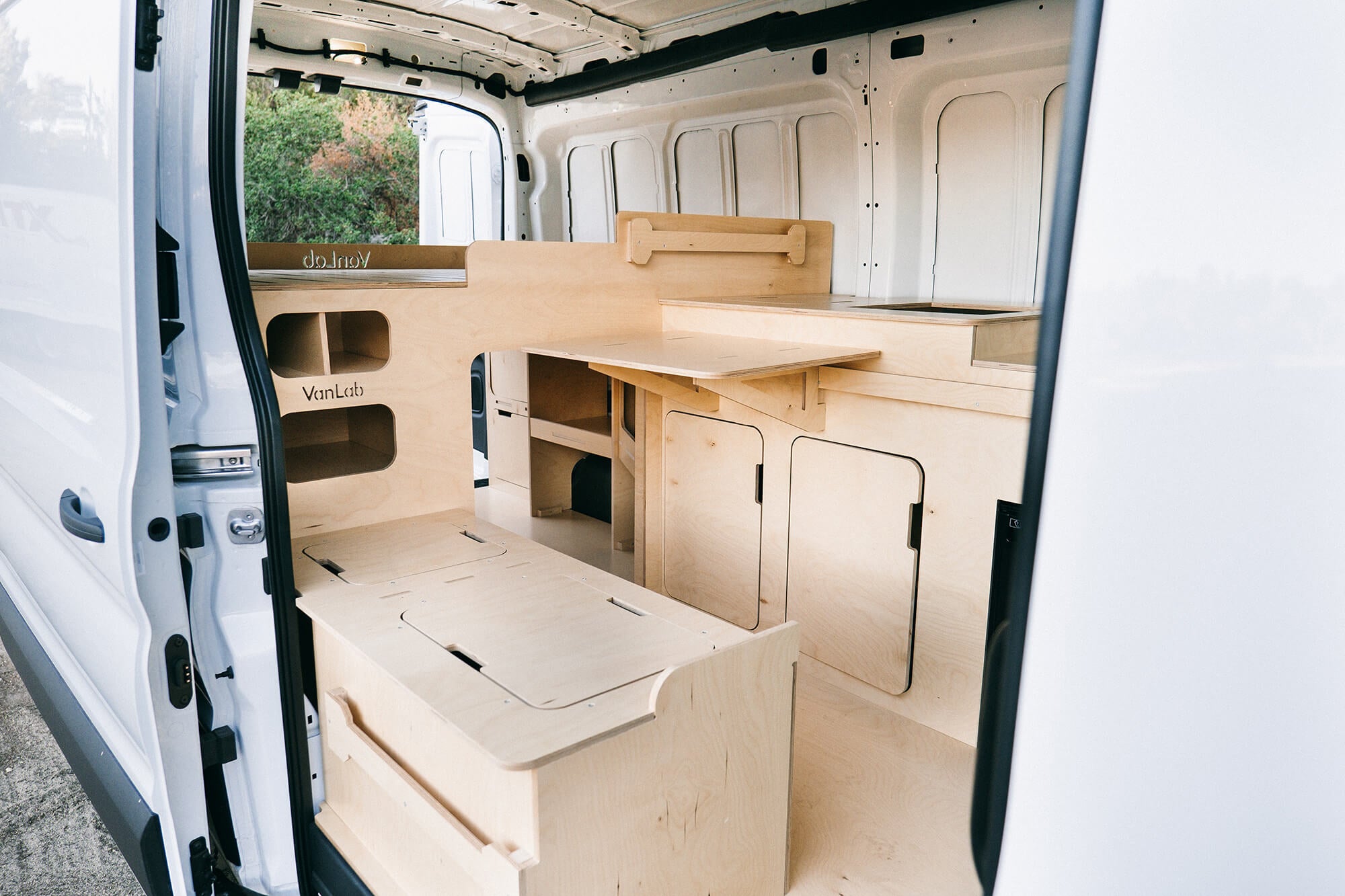 Ford Transit 148" Cargo