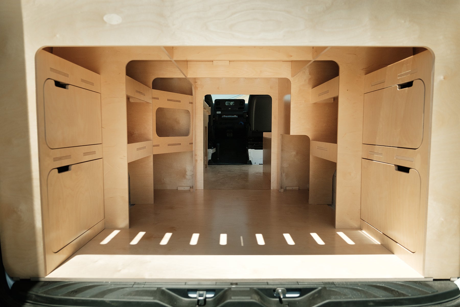 Mercedes Sprinter 144"