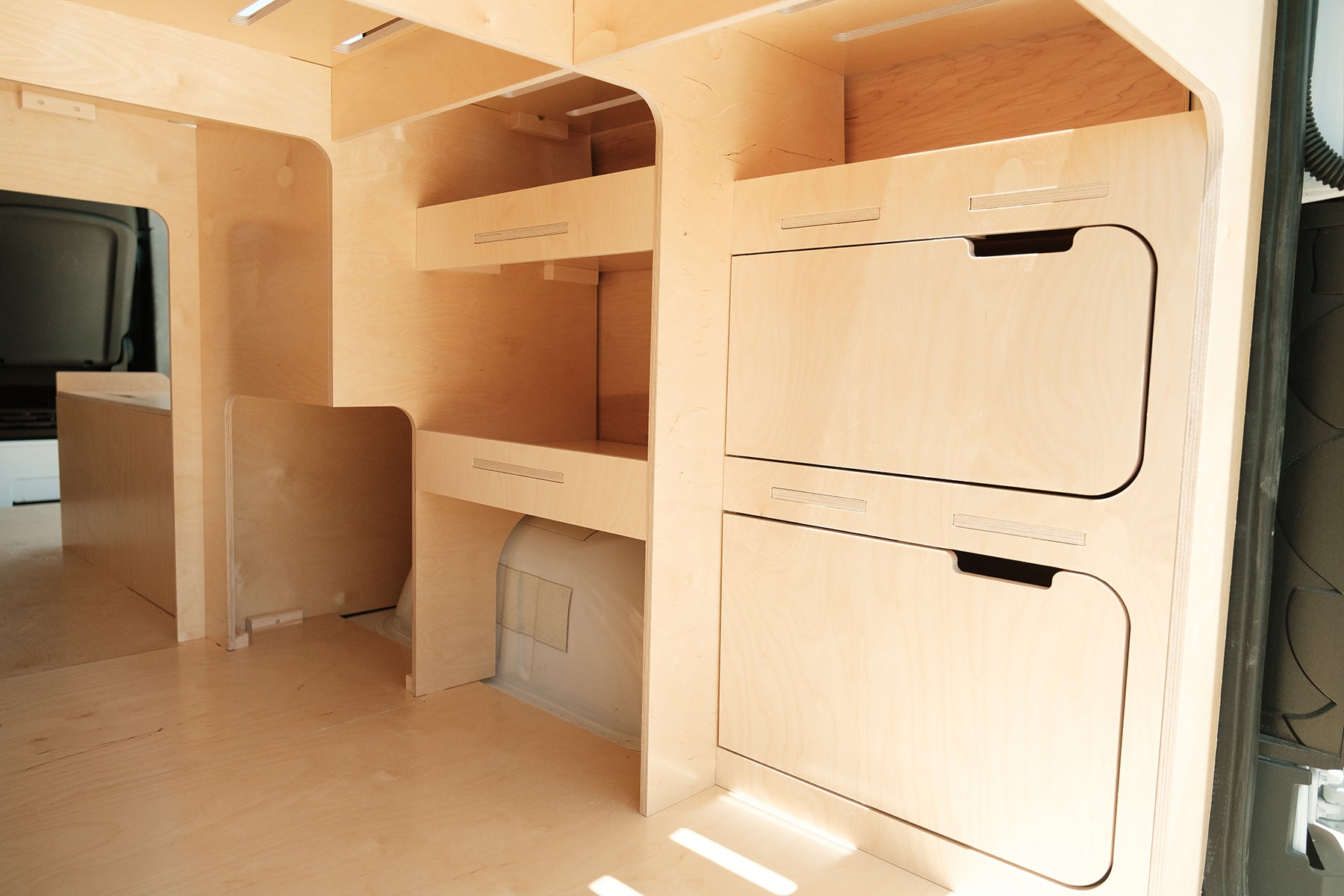 Mercedes Sprinter 144"